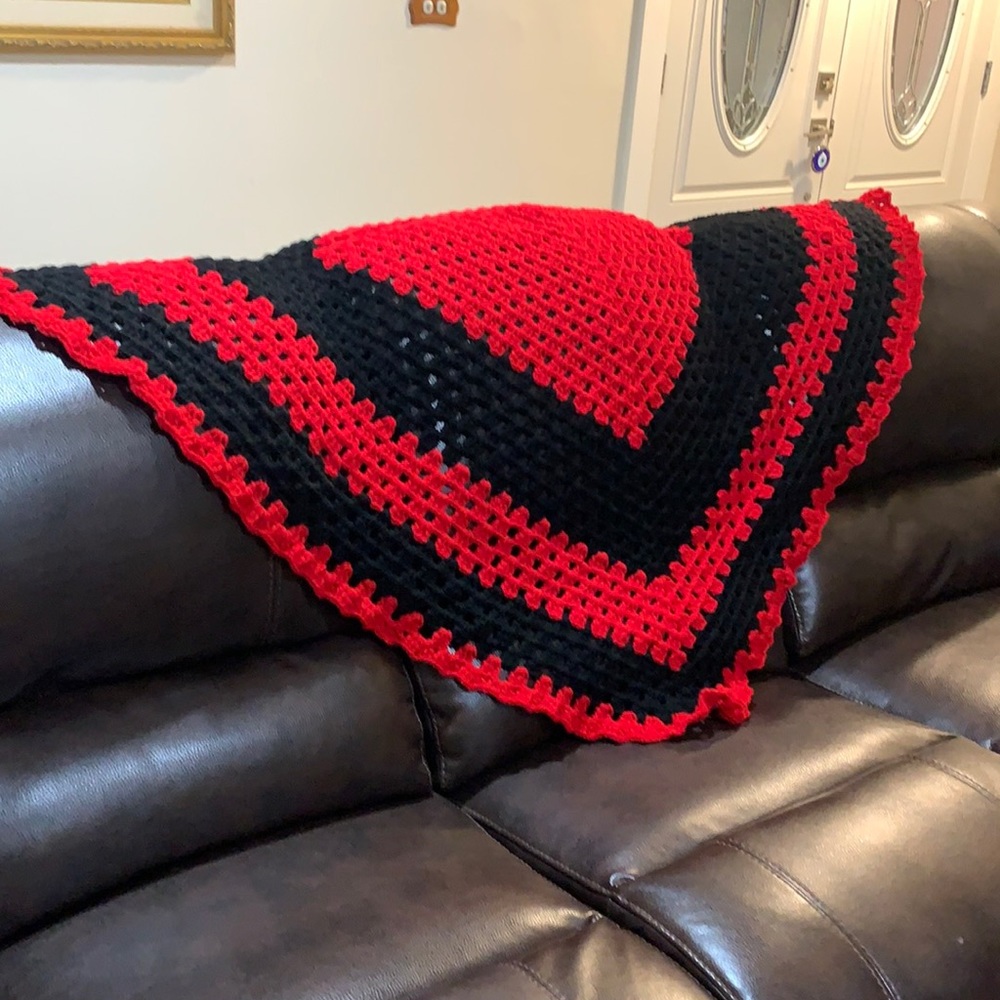 Ying/yang… black/red hand crochet quilt